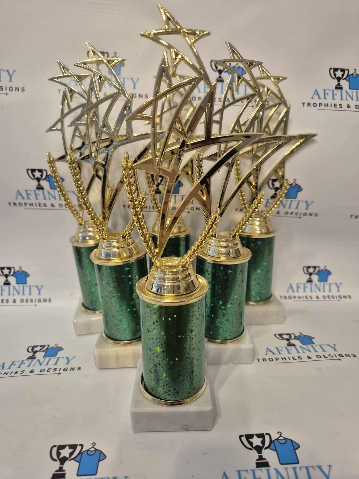 11x Green/Gold Star Trophies